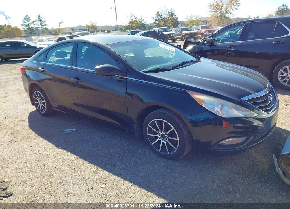 2013 HYUNDAI SONATA GLS VIN: 5NPEB4AC5DH672080