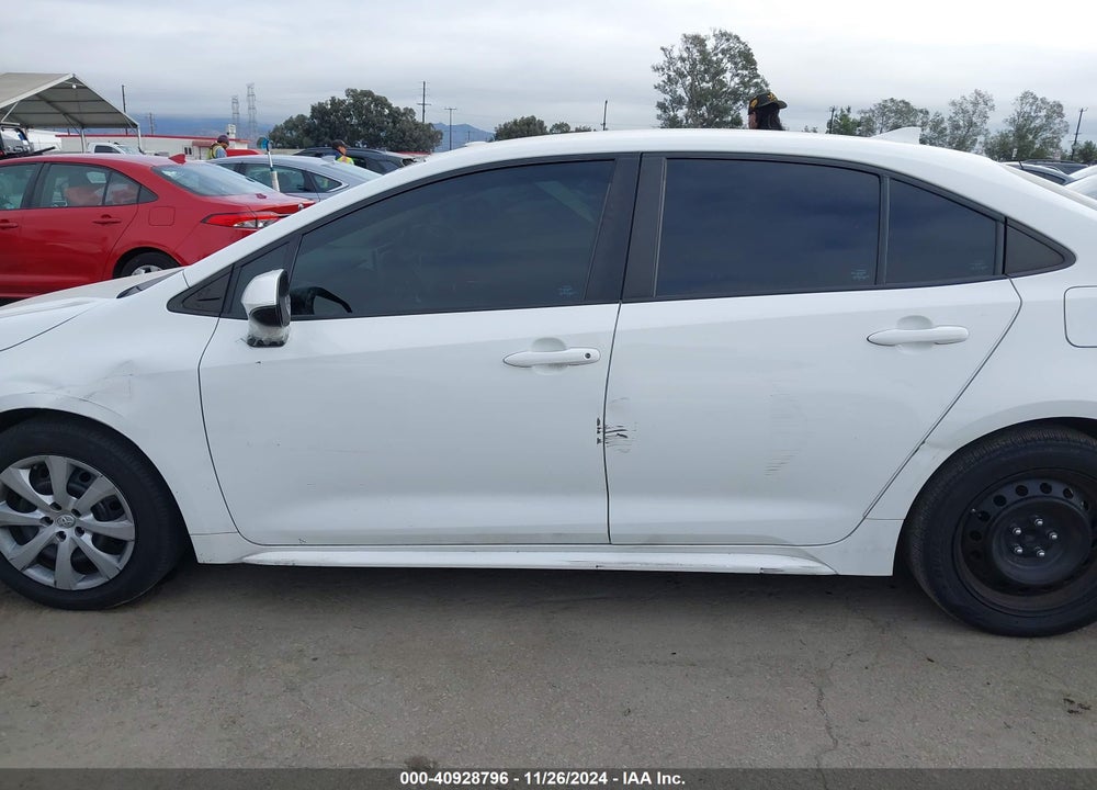 2020 TOYOTA COROLLA LE VIN: 5YFEPRAE9LP079131
