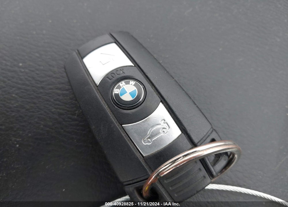 2014 BMW X1 XDRIVE28I VIN: WBAVL1C5XEVY11130