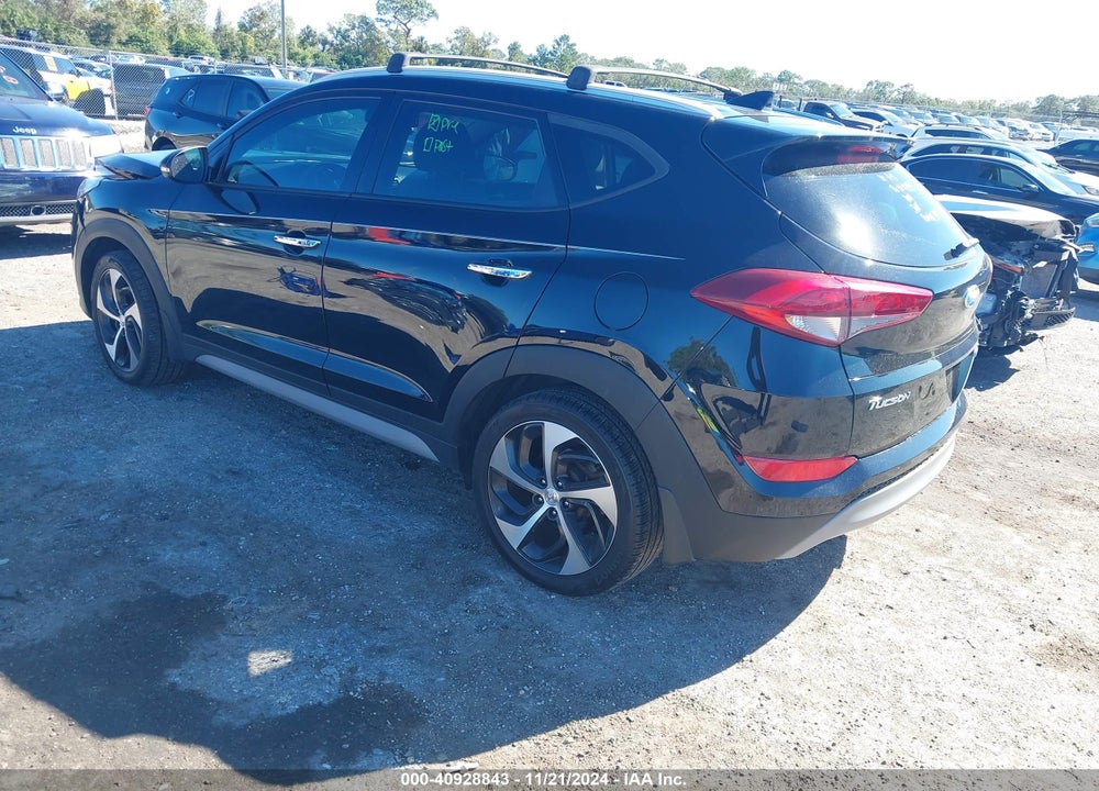 2017 HYUNDAI TUCSON LIMITED VIN: KM8J3CA25HU376318