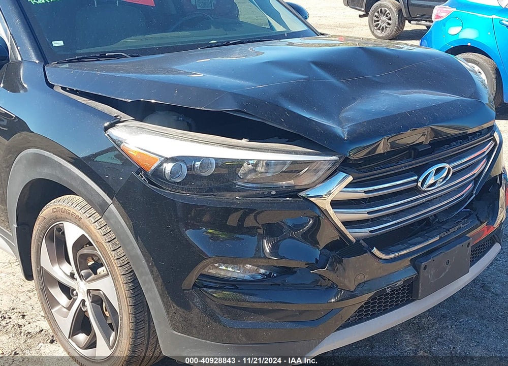 2017 HYUNDAI TUCSON LIMITED VIN: KM8J3CA25HU376318