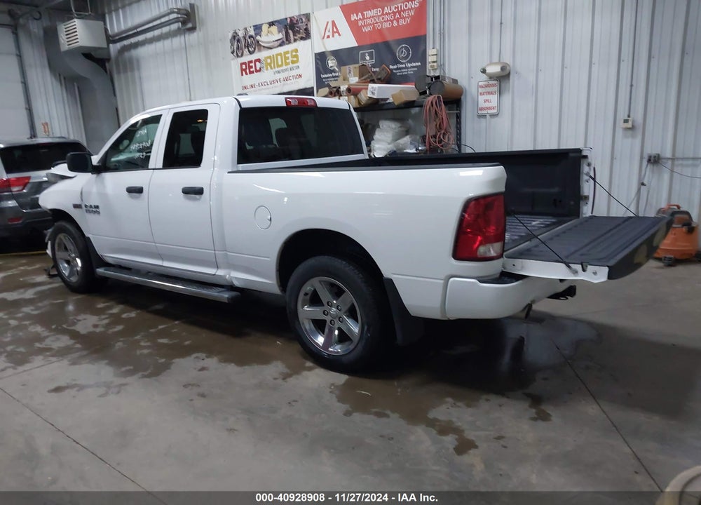 2014 RAM 1500 EXPRESS VIN: 1C6RR7FT6ES106186