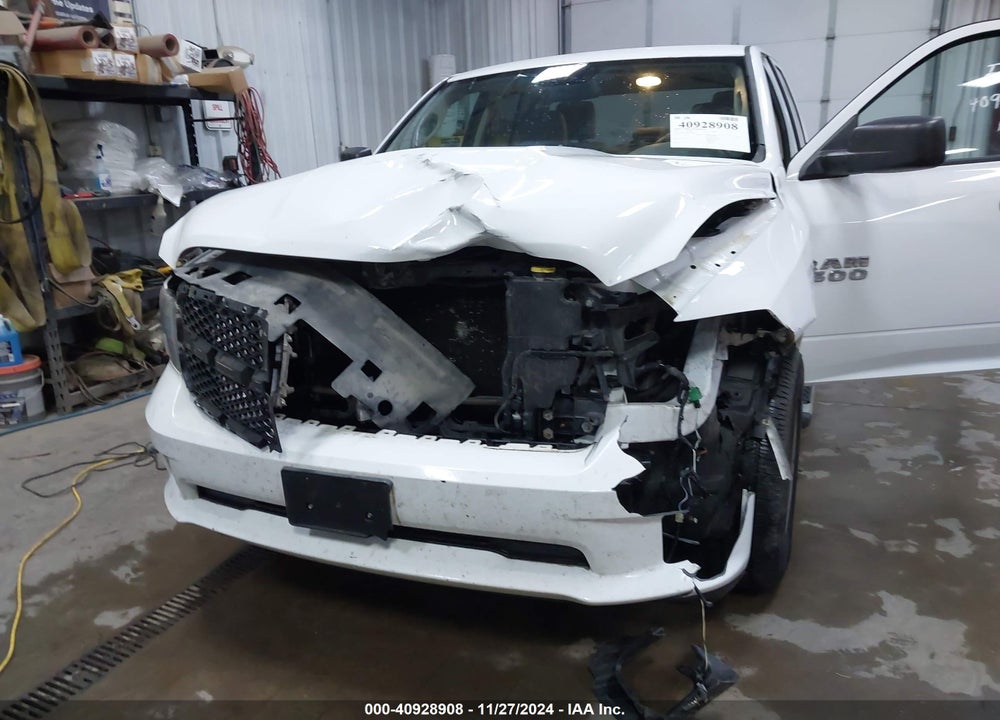 2014 RAM 1500 EXPRESS VIN: 1C6RR7FT6ES106186