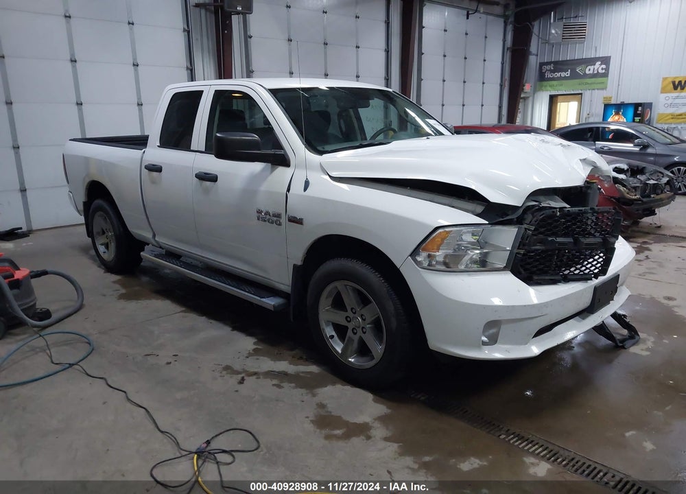 2014 RAM 1500 EXPRESS VIN: 1C6RR7FT6ES106186