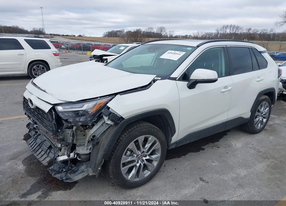 2022 TOYOTA RAV4 XLE PREMIUM VIN: 2T3A1RFV5NW288674