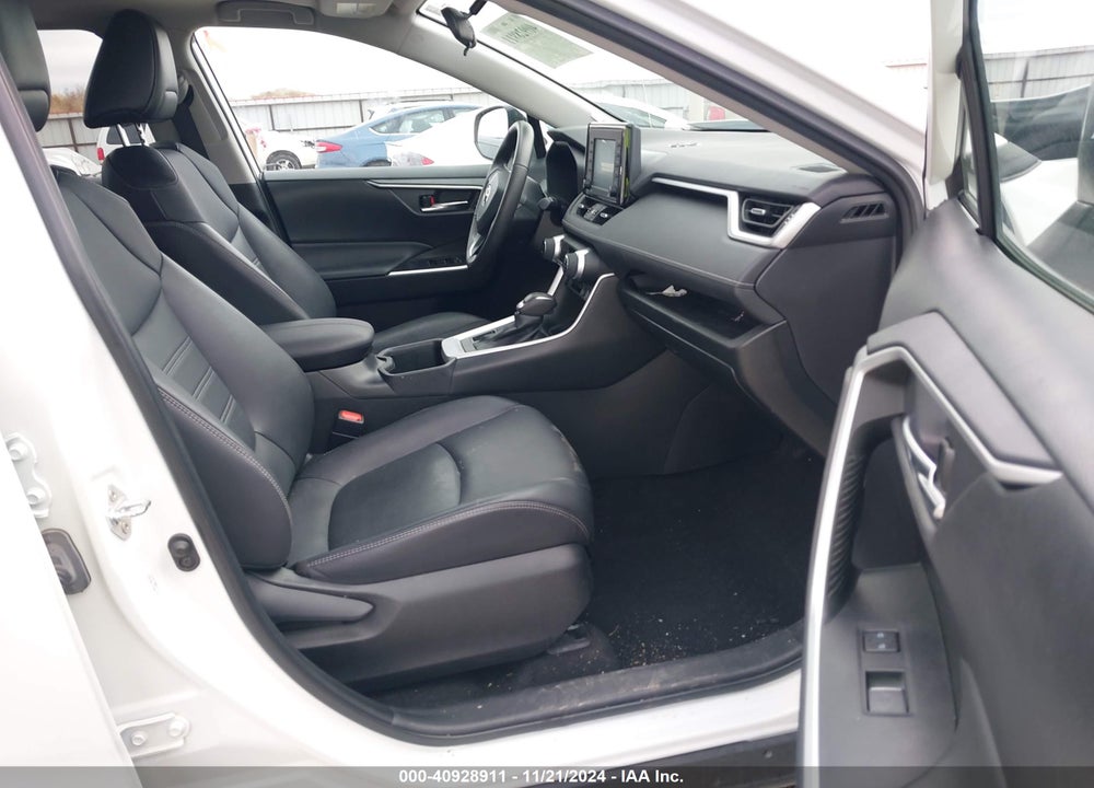 2022 TOYOTA RAV4 XLE PREMIUM VIN: 2T3A1RFV5NW288674