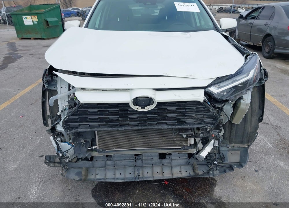 2022 TOYOTA RAV4 XLE PREMIUM VIN: 2T3A1RFV5NW288674