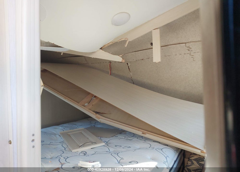 2016 WINNEBAGO OTHER VIN: 54CA11P26G1C14061