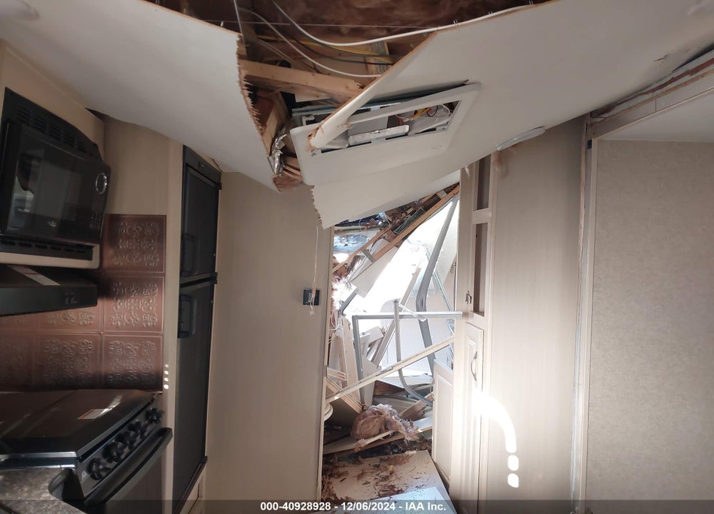2016 WINNEBAGO OTHER VIN: 54CA11P26G1C14061