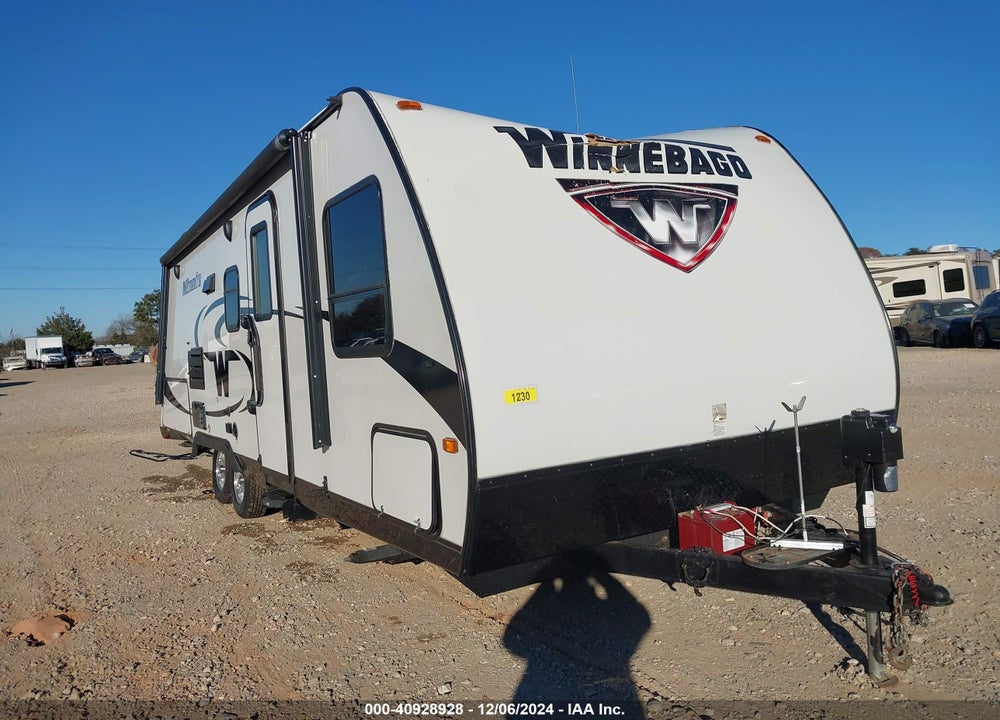 2016 WINNEBAGO OTHER VIN: 54CA11P26G1C14061