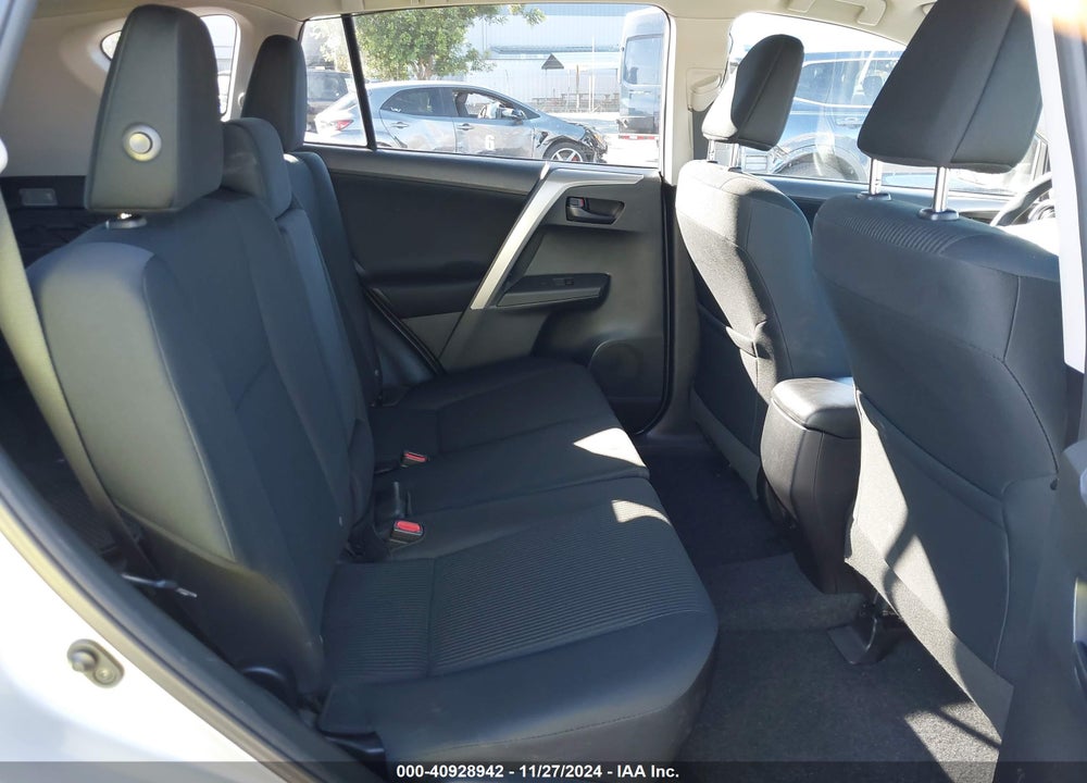 2017 TOYOTA RAV4 LE VIN: 2T3ZFREV1HW346256