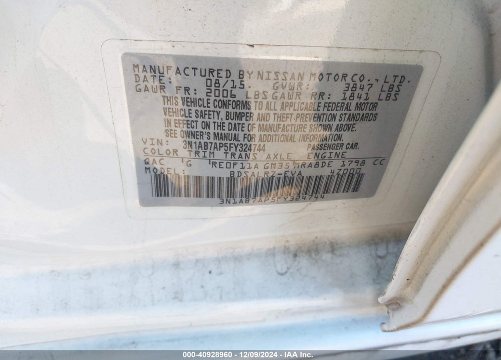 2015 NISSAN SENTRA VIN: 3N1AB7AP5FY324744