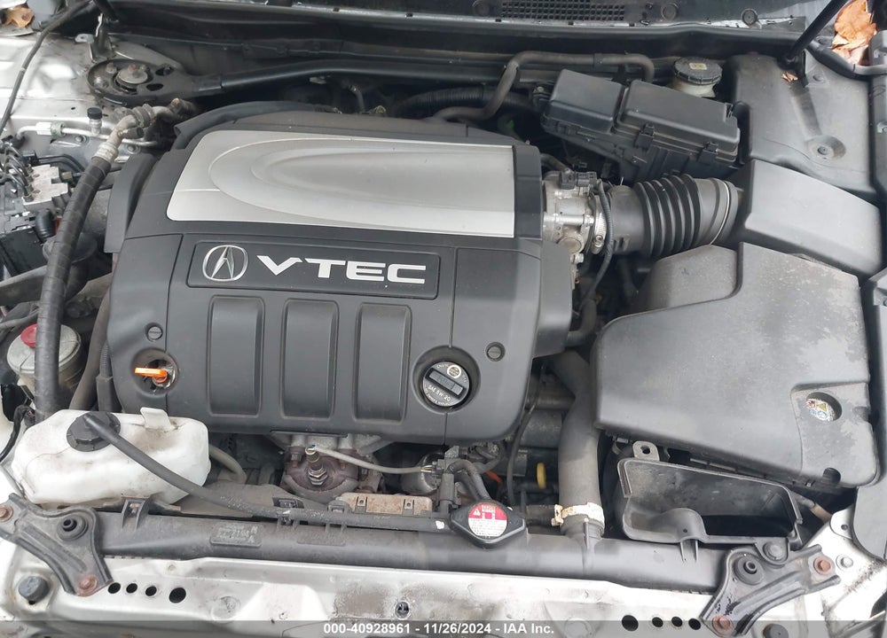 2008 ACURA RL 3.5 VIN: JH4KB16678C001174