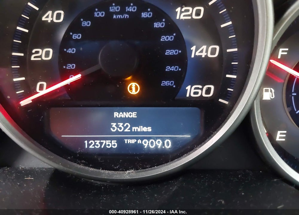 2008 ACURA RL 3.5 VIN: JH4KB16678C001174