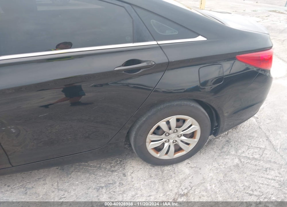 2012 HYUNDAI SONATA GLS VIN: 5NPEB4AC6CH382736