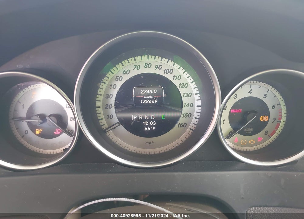 2013 MERCEDES-BENZ C 250 VIN: WDDGJ4HBXDF958791