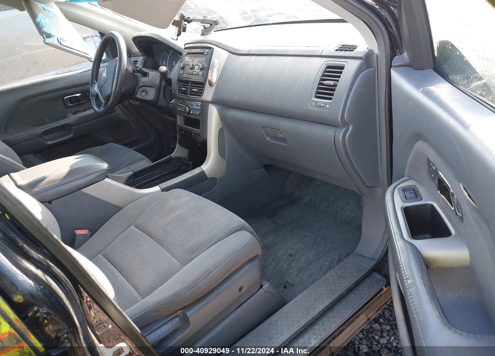 2006 HONDA PILOT EX VIN: 2HKYF18476H503826