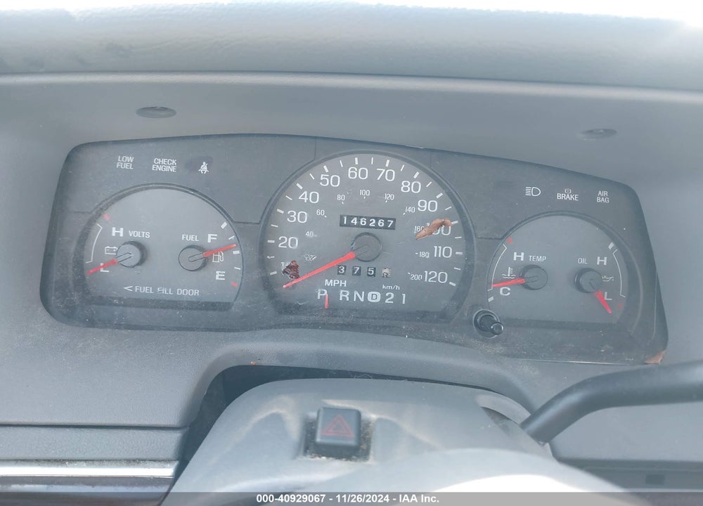 2003 MERCURY GRAND MARQUIS GS VIN: 2MEFM74W93X653131
