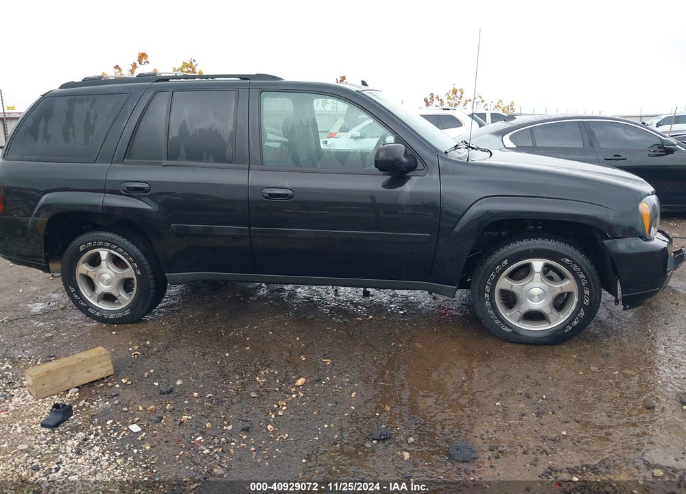 2008 CHEVROLET TRAILBLAZER LT VIN: 1GNDS13S882199384