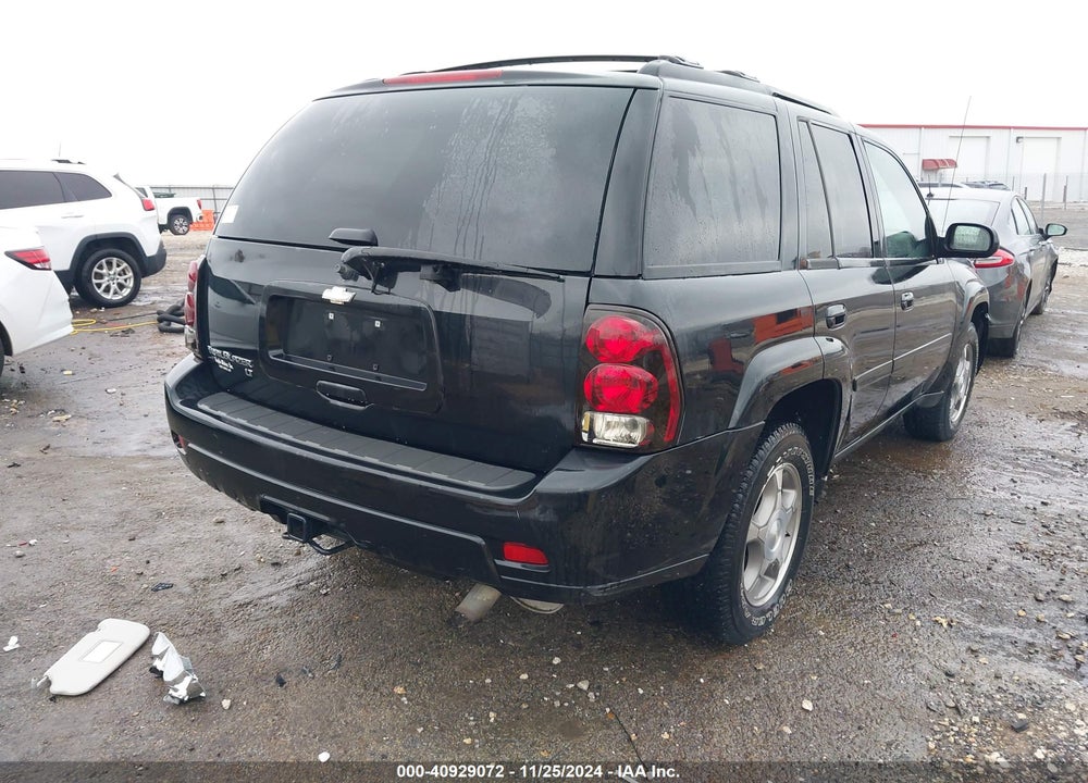 2008 CHEVROLET TRAILBLAZER LT VIN: 1GNDS13S882199384