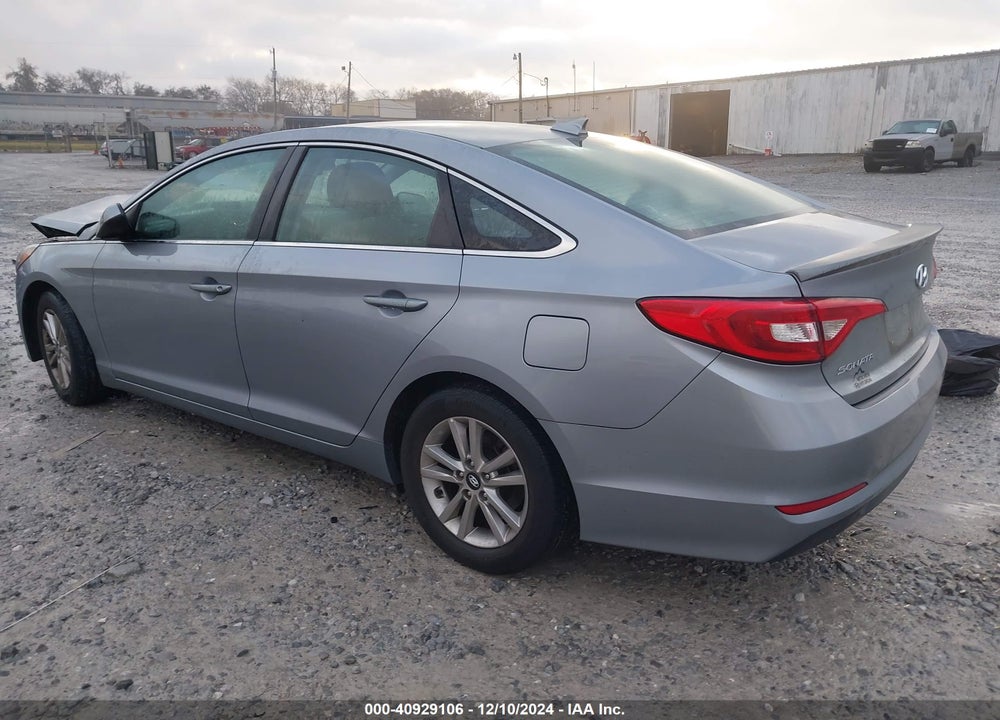 2016 HYUNDAI SONATA SE VIN: 5NPE24AF0GH302279