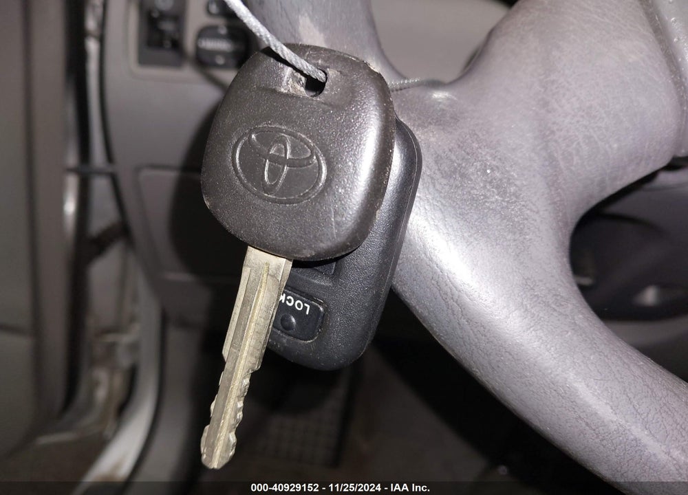 2007 TOYOTA COROLLA CE/LE/S VIN: JTDBR32E770134118