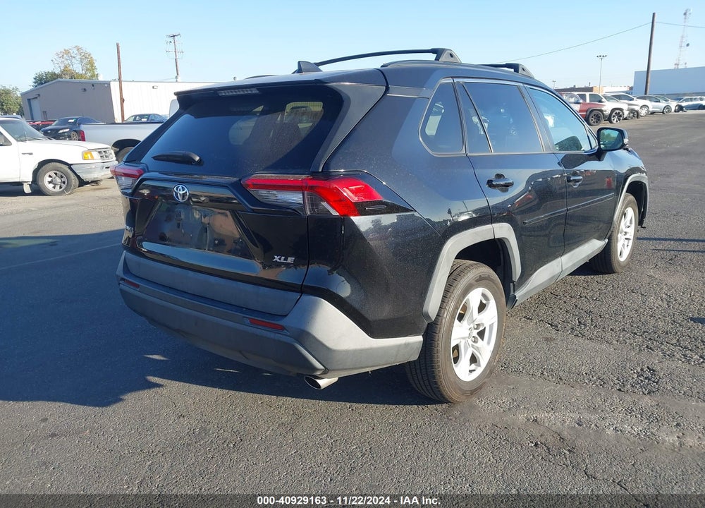 2020 TOYOTA RAV4 XLE VIN: 2T3W1RFV2LW098964