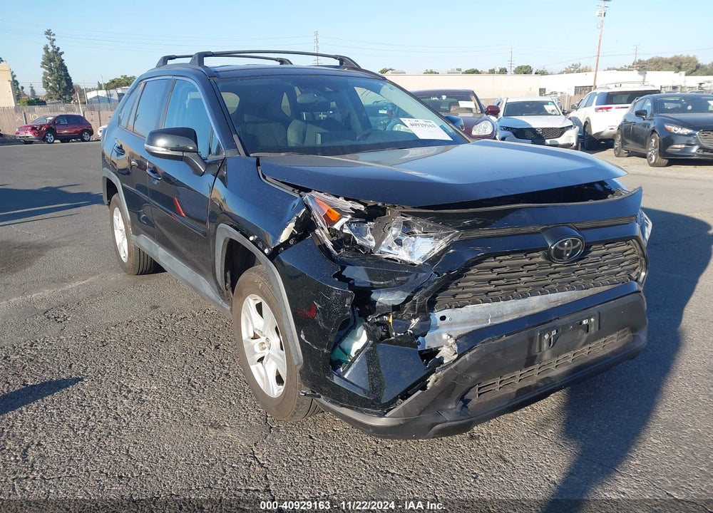 2020 TOYOTA RAV4 XLE VIN: 2T3W1RFV2LW098964