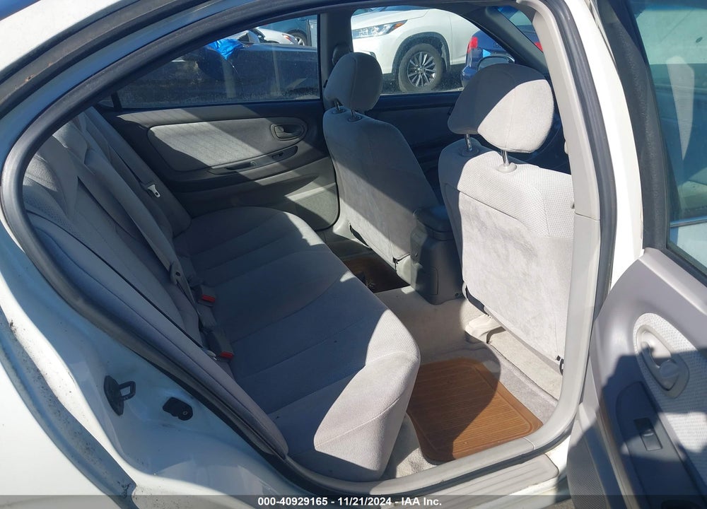 2001 NISSAN MAXIMA SE VIN: JN1CA31D71T835528