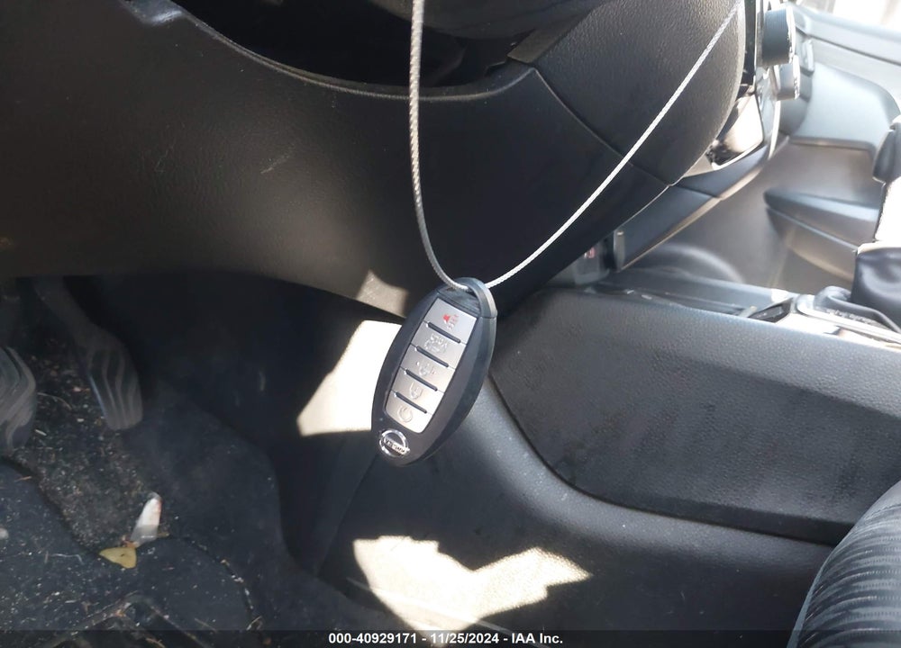 2020 NISSAN ROGUE SV FWD VIN: JN8AT2MT5LW014509