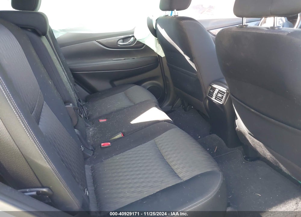 2020 NISSAN ROGUE SV FWD VIN: JN8AT2MT5LW014509