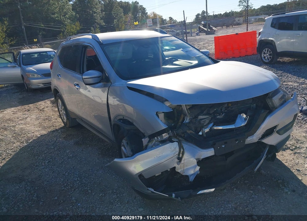 2020 NISSAN ROGUE SV FWD VIN: JN8AT2MT5LW009052