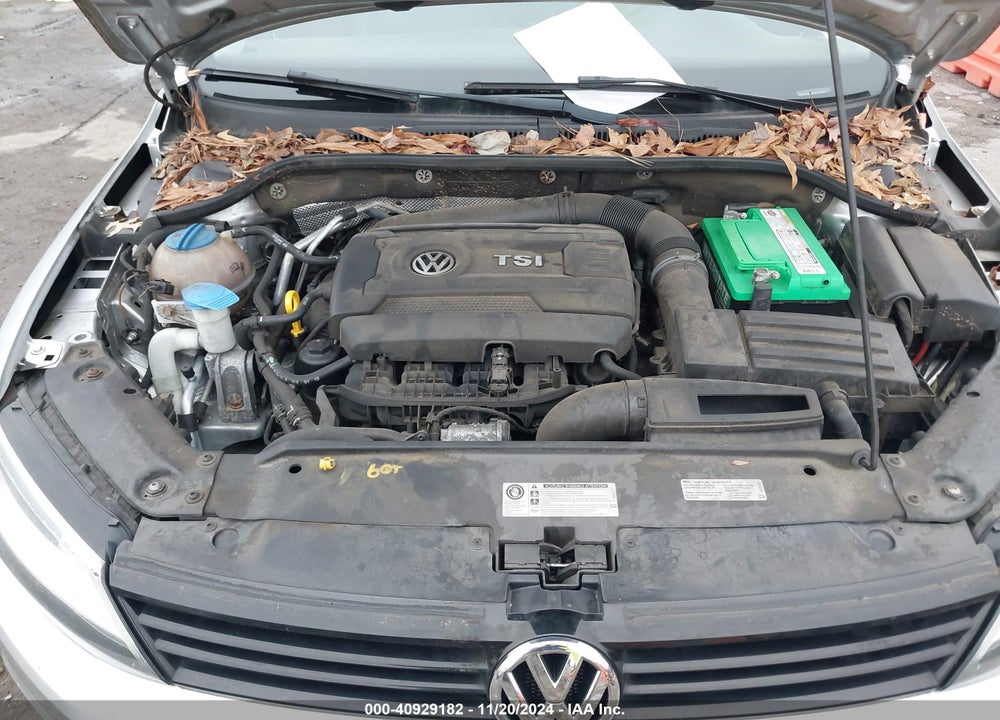 2014 VOLKSWAGEN JETTA 1.8T SE VIN: 3VWD17AJ0EM221209