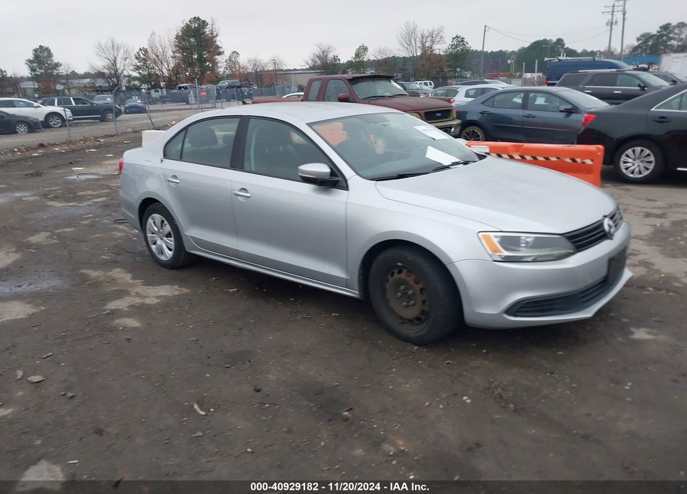 2014 VOLKSWAGEN JETTA 1.8T SE VIN: 3VWD17AJ0EM221209