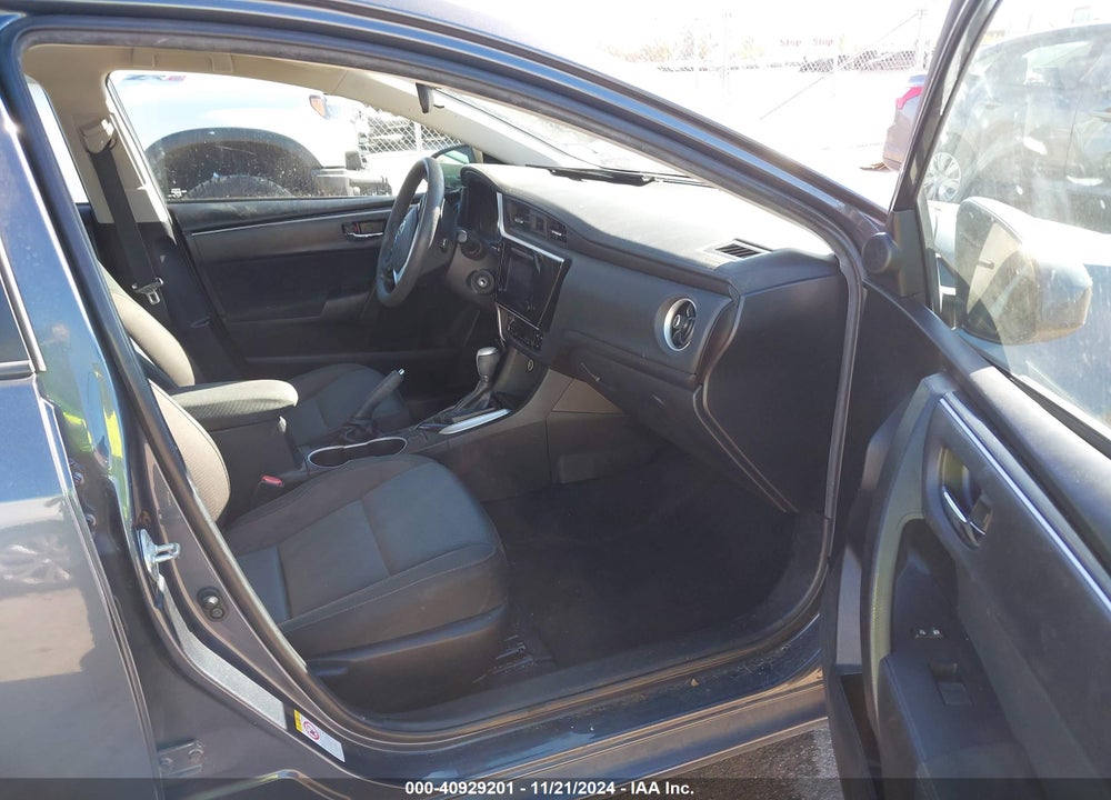 2019 TOYOTA COROLLA LE VIN: 5YFBURHE5KP921933