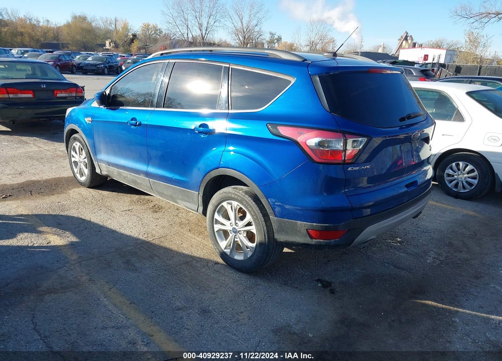 2017 FORD ESCAPE SE VIN: 1FMCU0GD3HUB96185