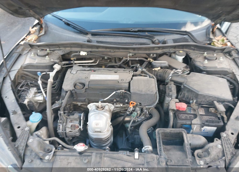 2015 HONDA ACCORD LX VIN: 1HGCR2F37FA215167