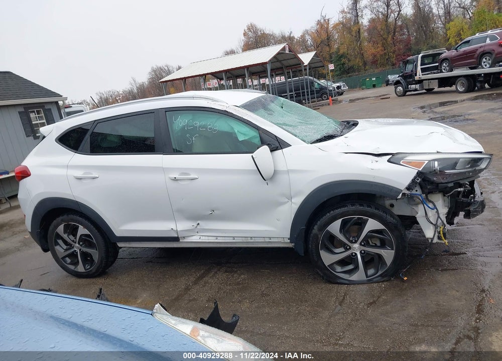 2016 HYUNDAI TUCSON SPORT VIN: KM8J33A21GU144636