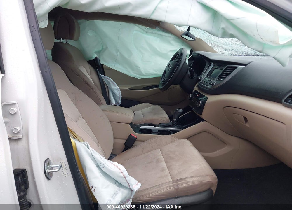 2016 HYUNDAI TUCSON SPORT VIN: KM8J33A21GU144636