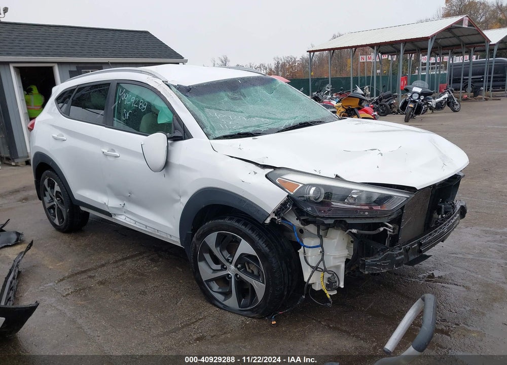 2016 HYUNDAI TUCSON SPORT VIN: KM8J33A21GU144636