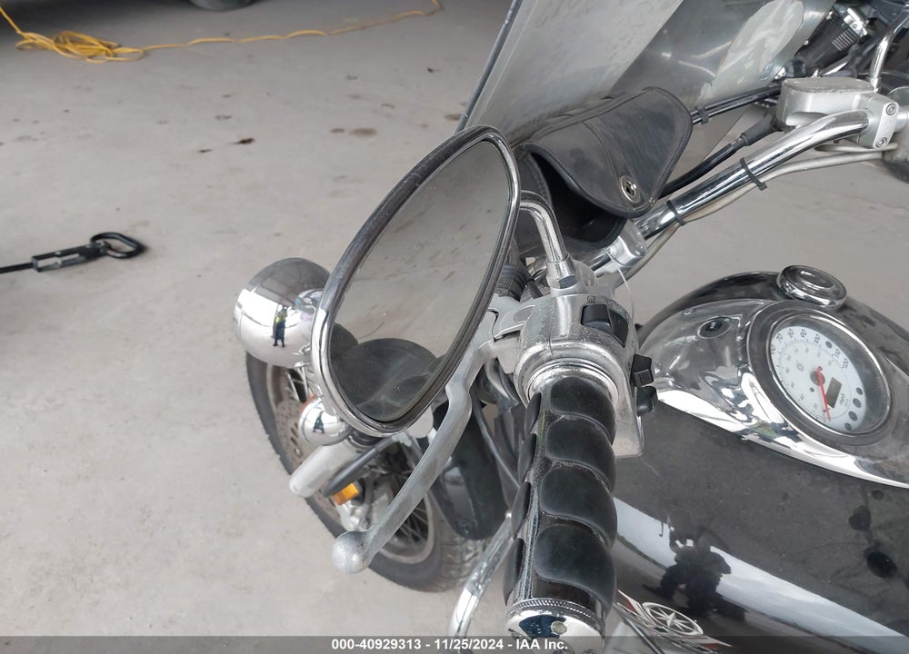 2000 YAMAHA XVS1100 VIN: JYAVP11E7YA003836