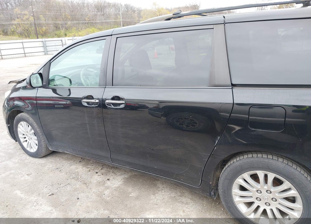 2011 TOYOTA SIENNA XLE LIMITED VIN: 5TDYK3DC7BS011788