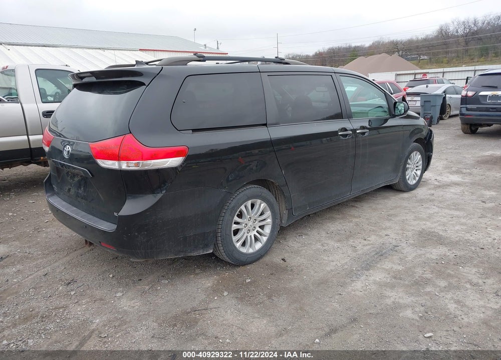 2011 TOYOTA SIENNA XLE LIMITED VIN: 5TDYK3DC7BS011788