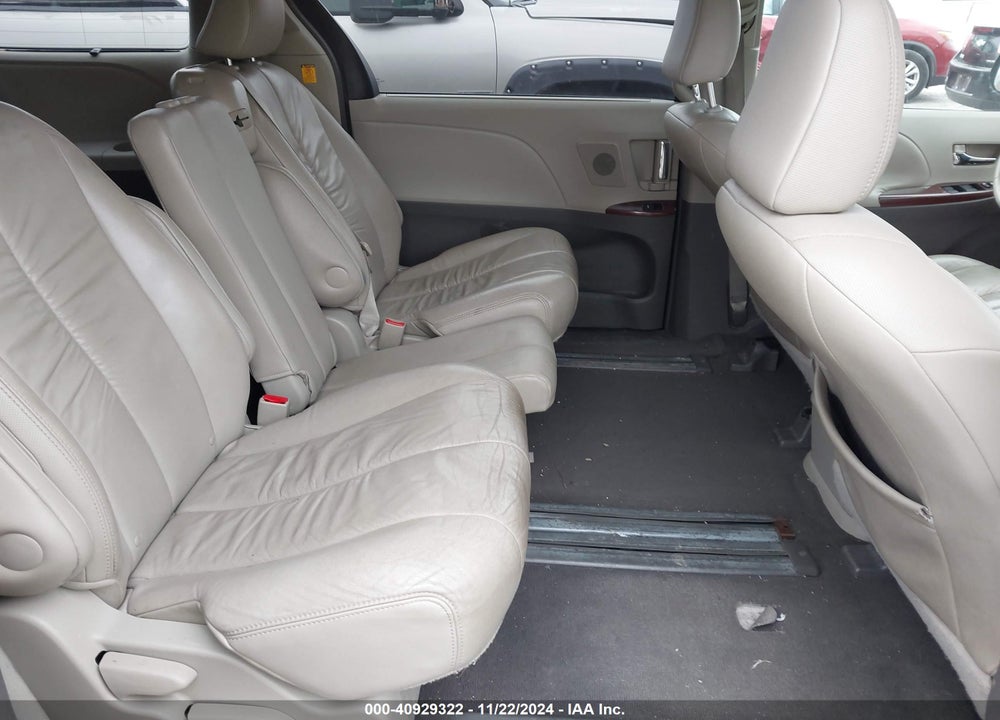 2011 TOYOTA SIENNA XLE LIMITED VIN: 5TDYK3DC7BS011788