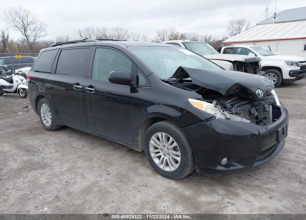 2011 TOYOTA SIENNA XLE LIMITED VIN: 5TDYK3DC7BS011788