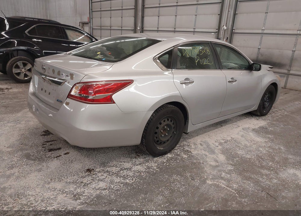 2013 NISSAN ALTIMA VIN: 1N4AL3AP7DC195355