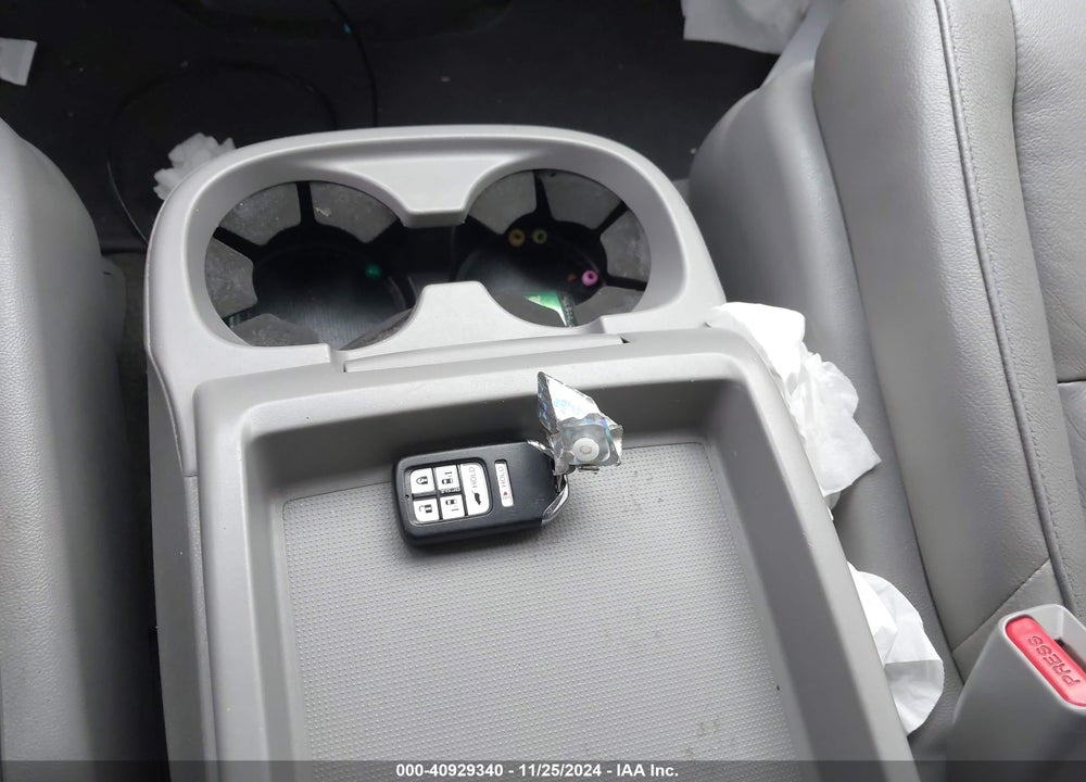 2015 HONDA ODYSSEY EX-L VIN: 5FNRL5H64FB050222