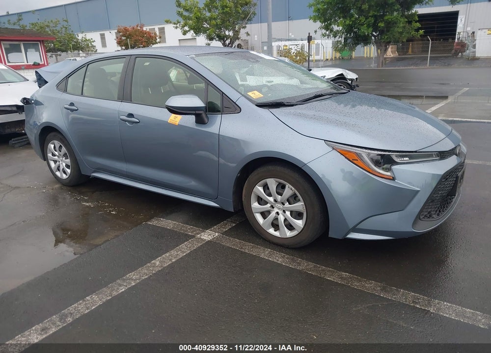 2021 TOYOTA COROLLA LE VIN: JTDEPMAE1MJ142585