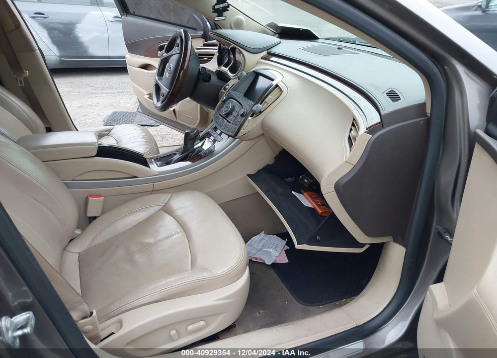 2010 BUICK LACROSSE CXS VIN: 1G4GE5EV5AF173931