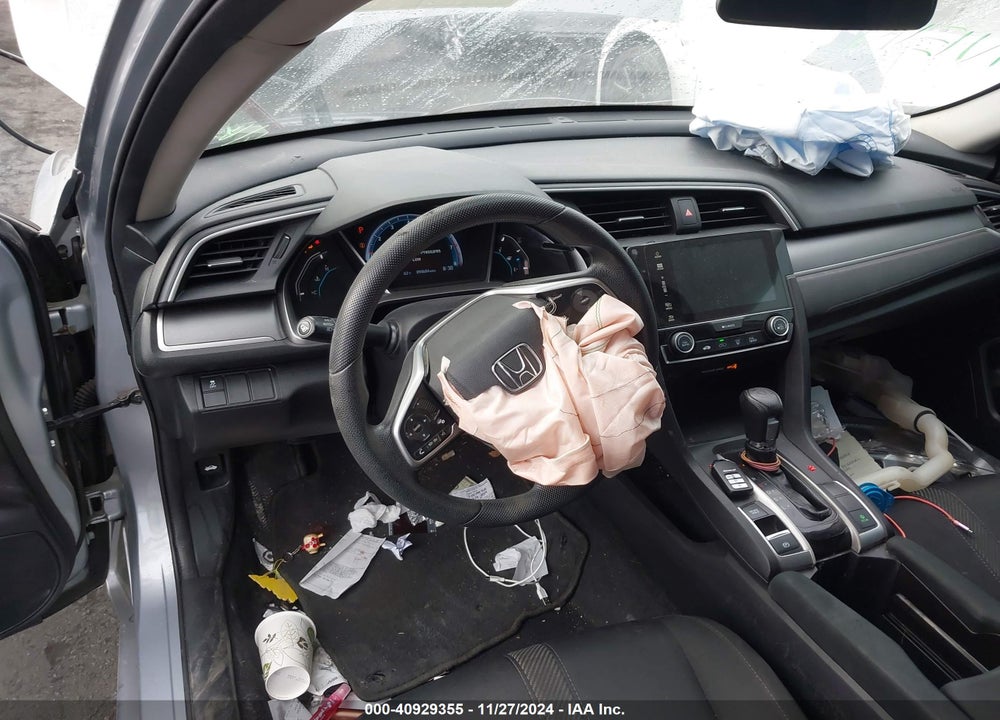 2018 HONDA CIVIC EX VIN: 2HGFC2F71JH585204